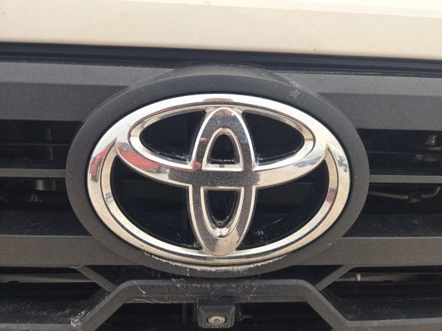 2022 Toyota Tundra 4WD SR5