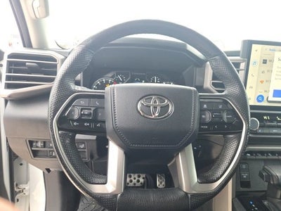 2022 Toyota Tundra 4WD SR5