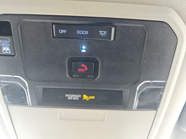 2022 Toyota Tundra 4WD SR5