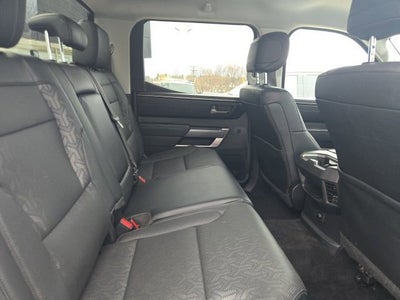 2022 Toyota Tundra 4WD SR5