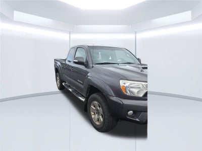 2014 Toyota Tacoma 4WD Access Cab V6 MT (Natl)