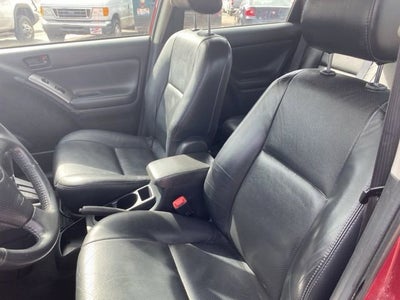 2006 Pontiac Vibe 4dr HB AWD