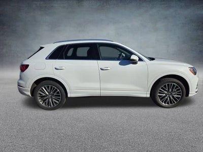 2022 Audi Q3 Premium