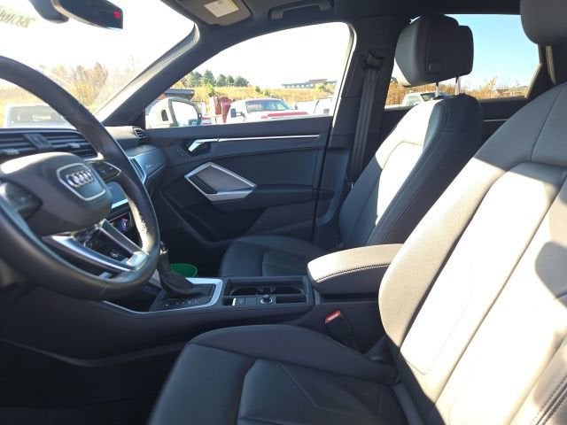 2022 Audi Q3 Premium