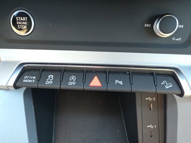 2022 Audi Q3 Premium