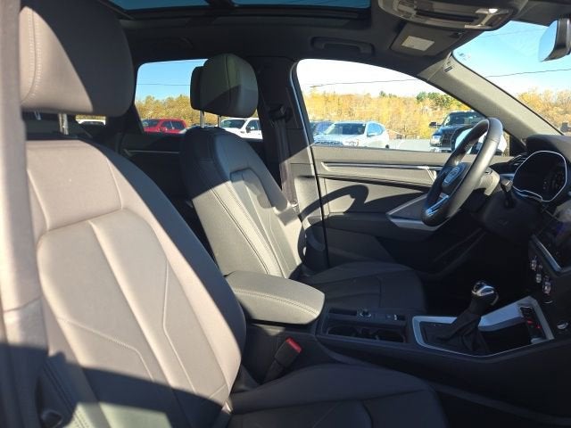 2022 Audi Q3 Premium