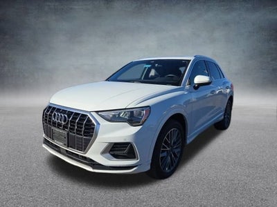 2022 Audi Q3 Premium