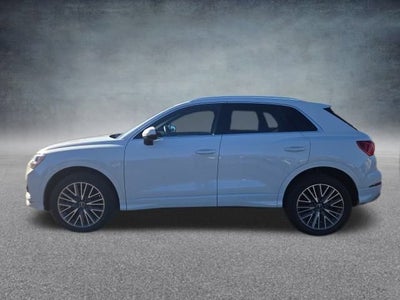 2022 Audi Q3 Premium