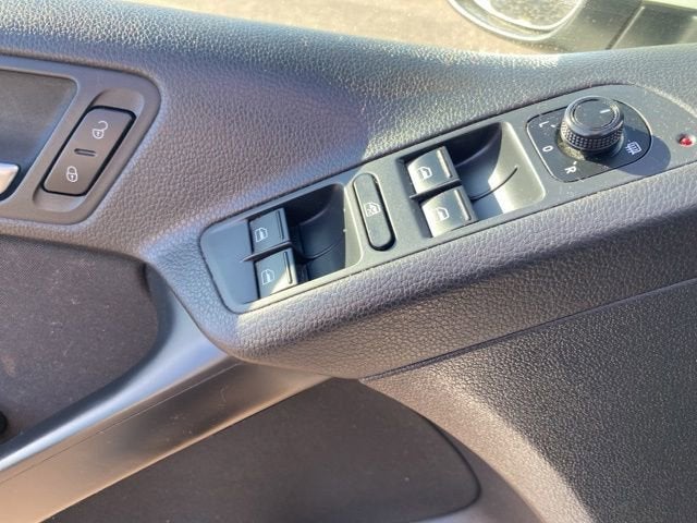 2017 Volkswagen Tiguan Limited 2.0T