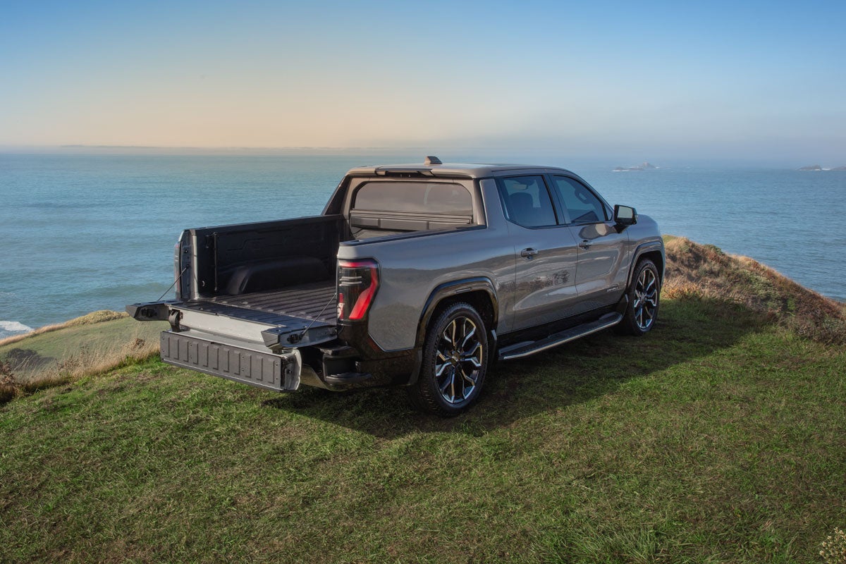 Marquette GMC in MARQUETTE MI